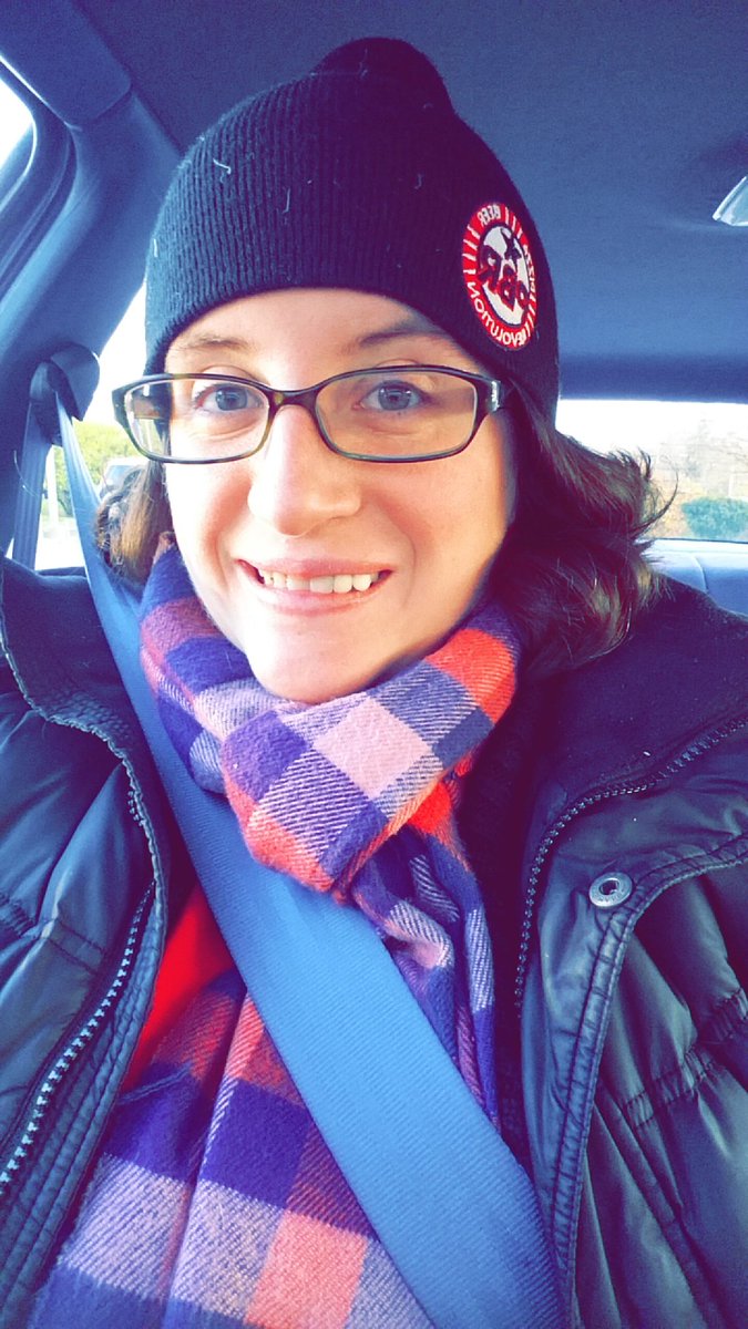 JuJuBeeGrrl's tweet image. It's chilly out, but I'm warm with my @PBRpod skully! #PBRPosse