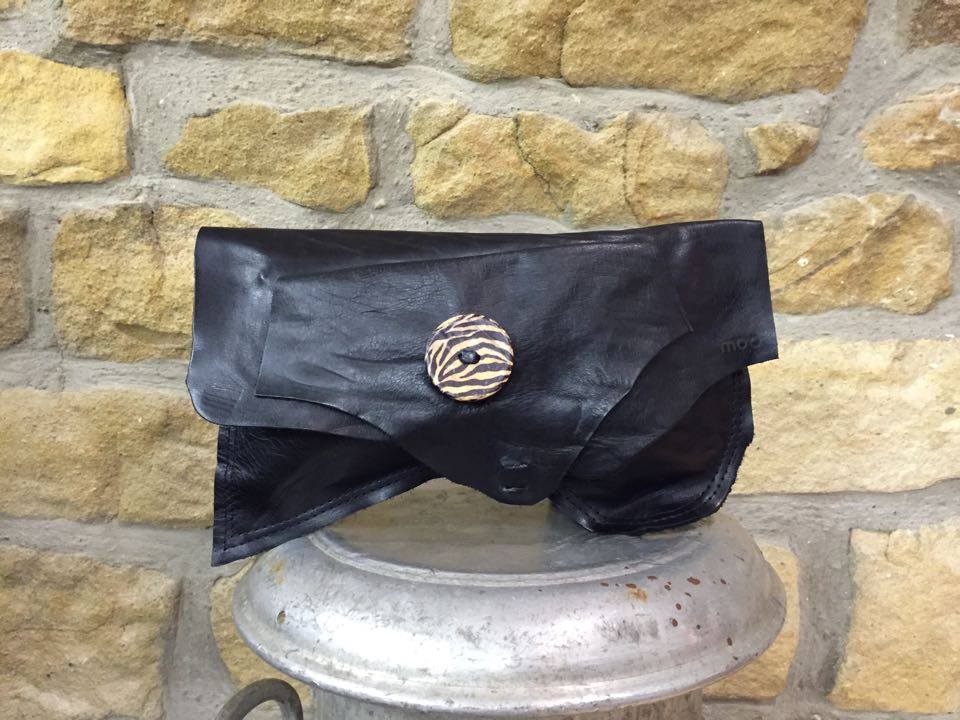 Moo Button Clutch a perfect Christmas present!

moo-designs.com/shop/clutches/…