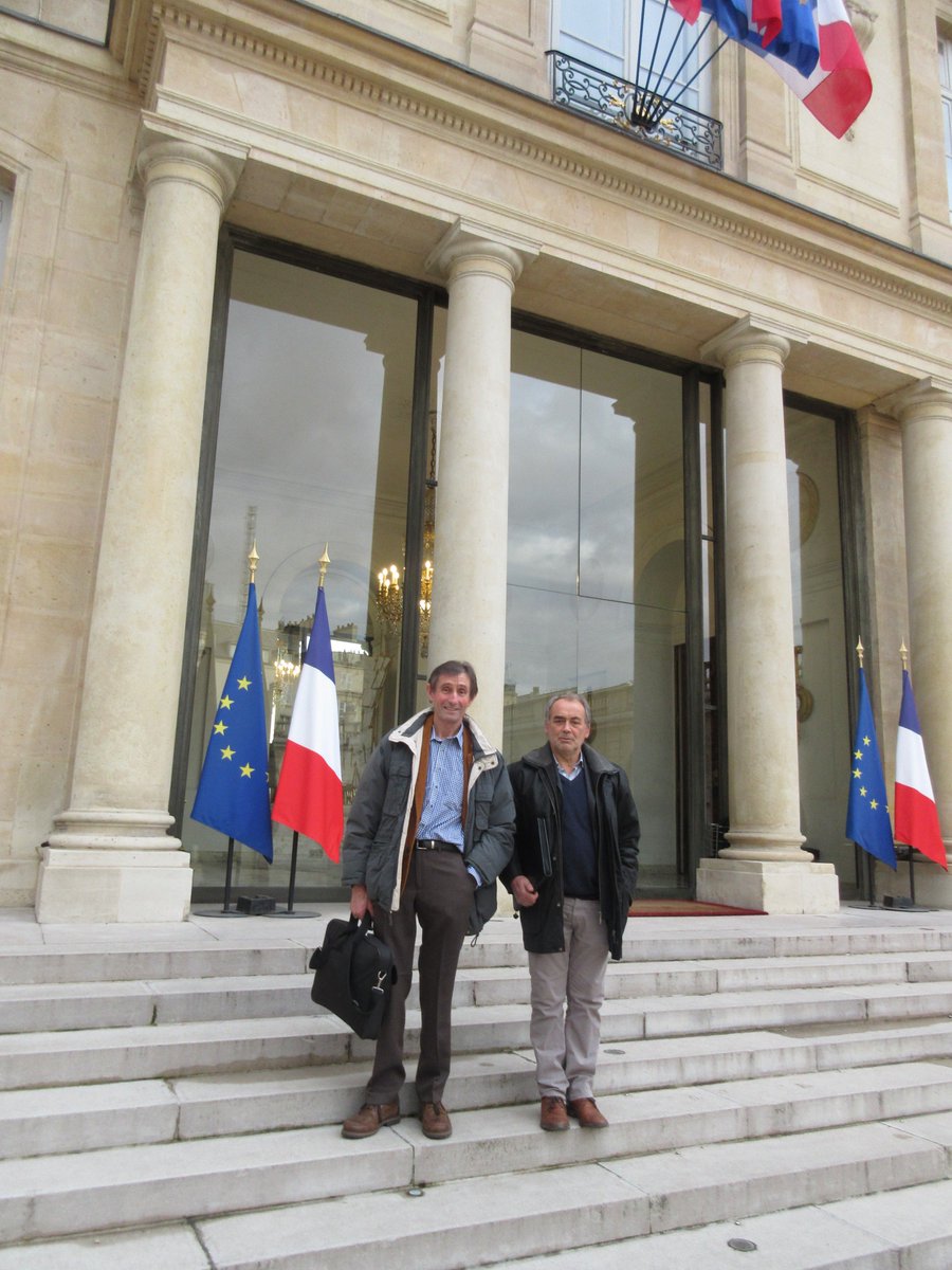 payscob's tweet photo. #PaysCOB Des élus à l'#Elysée pour défendre une ruralité vivante et attractive https://t.co/PShj7vEfcz https://t.co/cWfSLibY3K