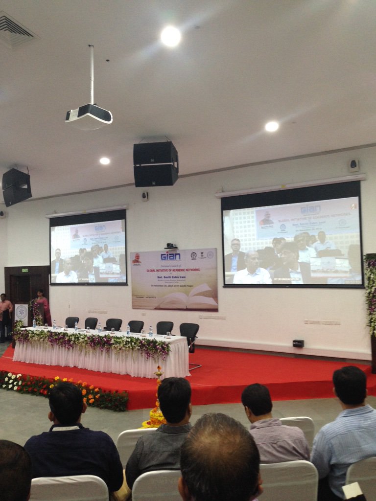 ParagDr's tweet photo. #TeachInIndia ,, @ IIT Gandhinagar 
All Ready to Start #GiAN https://t.co/rZoCEGCaY4