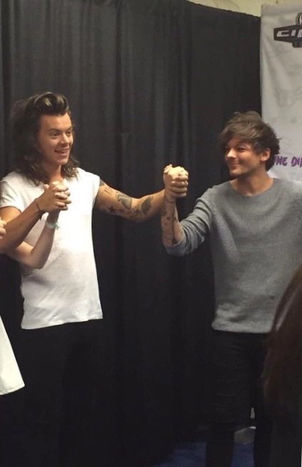 good morning beautiful people - K

#MTVStars One Direction