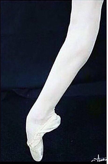 putting on jeans with rips in them like