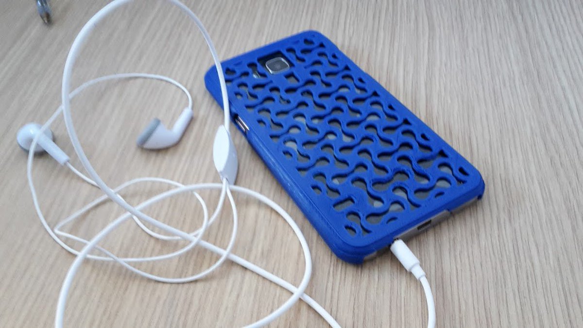 hubitgr's tweet image. 3D εκτυπωμένη θήκη κινητού τηλεφώνου! 
#3D #3dprinting #hubit #phone_case