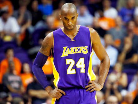 Nａｋｒａ コービー ブライアント 今季限りの引退です 泣 やはりコービーは尊敬すべきスーパースターでした 今までお疲れ様でした 最後にコービーの名言です 悔しい時は過去を思い出す いつも過去の自分を超えたいと思っているから T