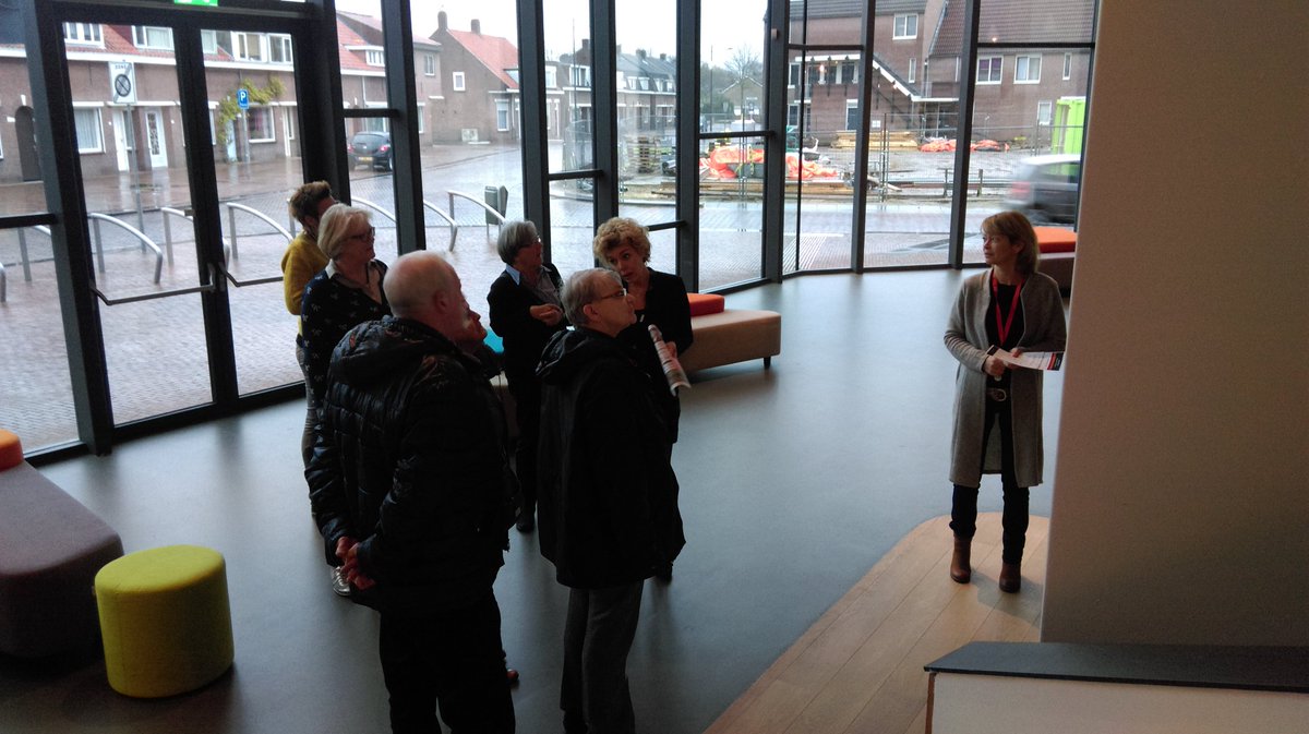 Eerste 'Tour de Bussel' . Rondleiding door <a href="/theaterdebussel/">Theater de Bussel</a> <a href="/vvvoosterhout/">VVV Oosterhout</a>  <a href="/theek5/">Bibliotheek Theek 5</a> Oosterhout voor inwoners