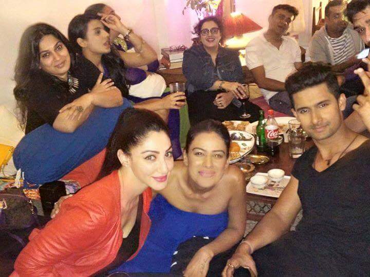 Embedded image permalink