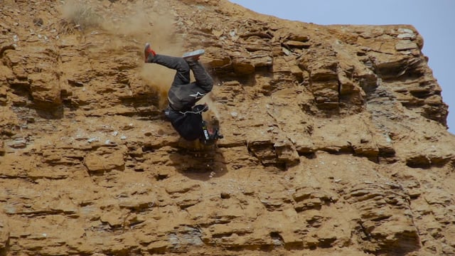Great behind the scenes <a href="/redbullbike/">Red Bull Bike</a> Rampage from <a href="/nsmb/">NSMB.com</a> @lacykemp <a href="/JasperWesselman/">Jasper Wesselman</a> dirtm.ag/2HAfsW