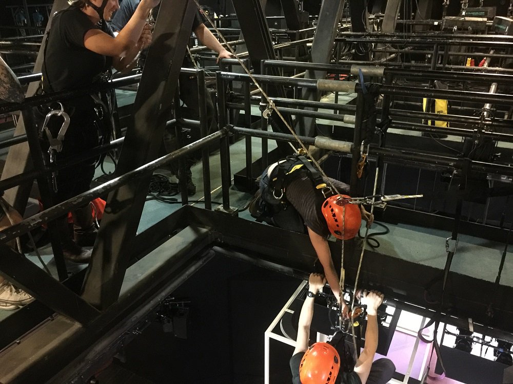 TotalSolutionsG's tweet photo. Rescue Refresher course delivered @youngvictheatre in October... https://t.co/ZFa3LBS40d #RiggingTraining https://t.co/WwMP2RnLb1