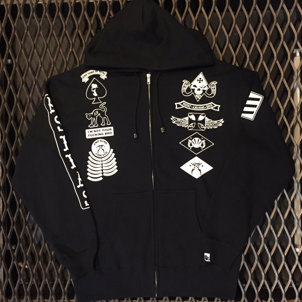 ANDSUNScrew's tweet photo. 【SUNS MC HOOD】
限定50枚 ZIP HOOD
Shop / VAULT : 03-5785-3214
#andsuns #andsunscrew #asc2003 #as2003 https://t.co/6dDgykjm4w