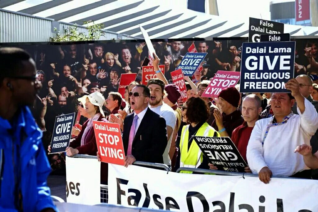 MightyMahamudra's tweet photo. Thousands want freedom from the dalai Lama's illegal discrimination! 
#dalailama 
#humanrights 
#india 
#news https://t.co/9wJ7RwOGET