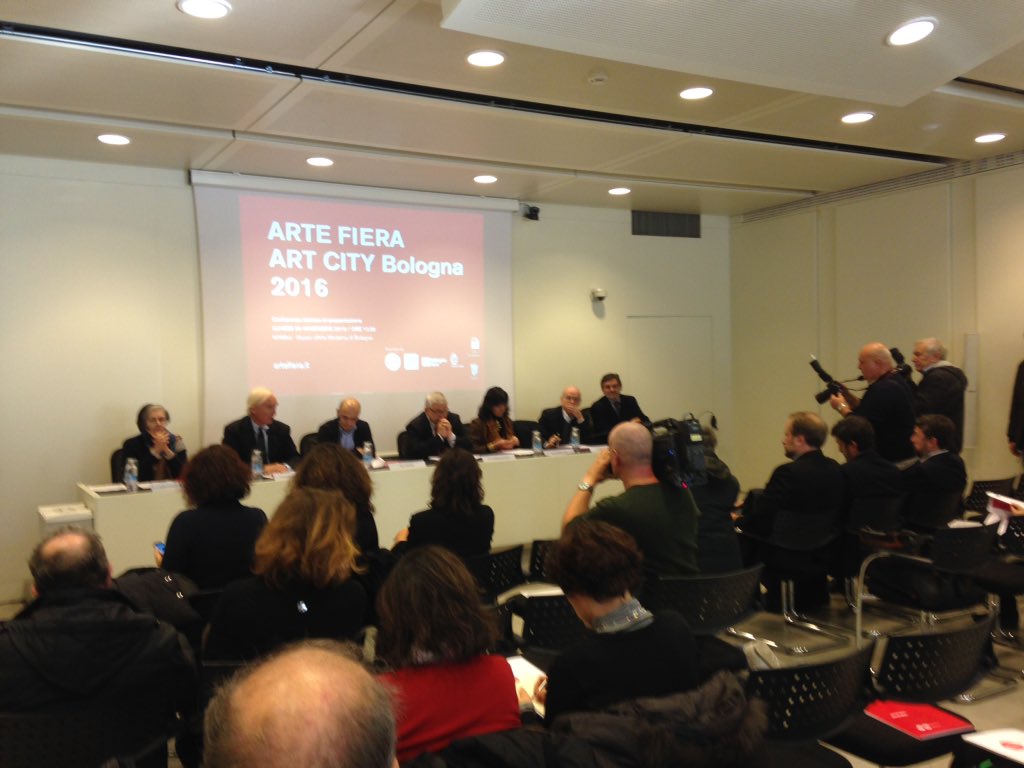MAMboBologna's tweet photo. Inizia al MAMbo la conferenza stampa di #ArteFiera e #ARTCITY2016 https://t.co/gJbH5kzzzm