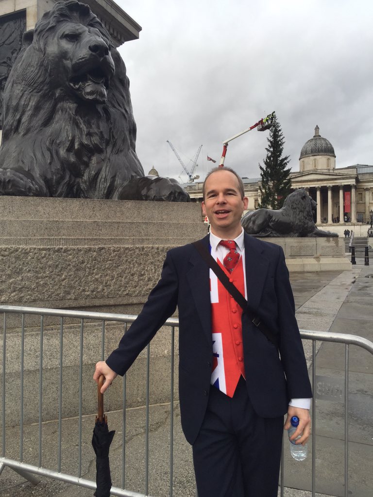 OxCopy's tweet image. RT @ExperienceCN: Almost there! #GBHighSt  Weather looks better there than here! Everything crossed :)