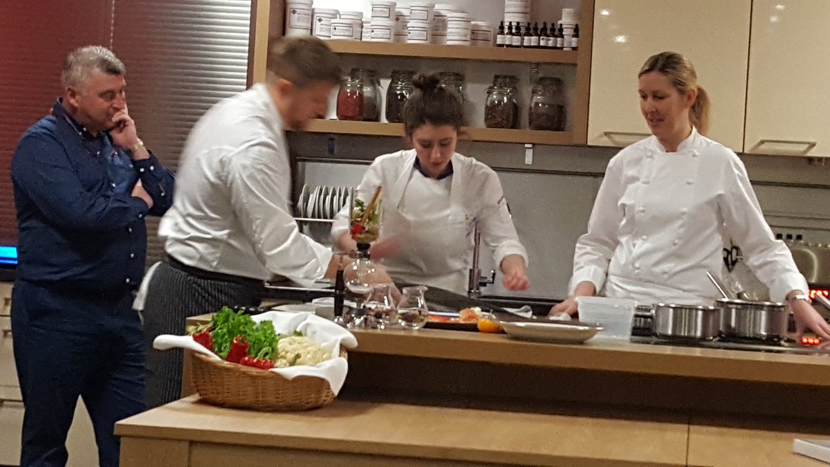 eurotoques_ire's tweet photo. Clare Smyth assisted by #youngchef2015 winner @ruthlappin @RPGuilbaud MC'd by Martin Shanahan at @Laroussefoods https://t.co/vGuvK3oTMv