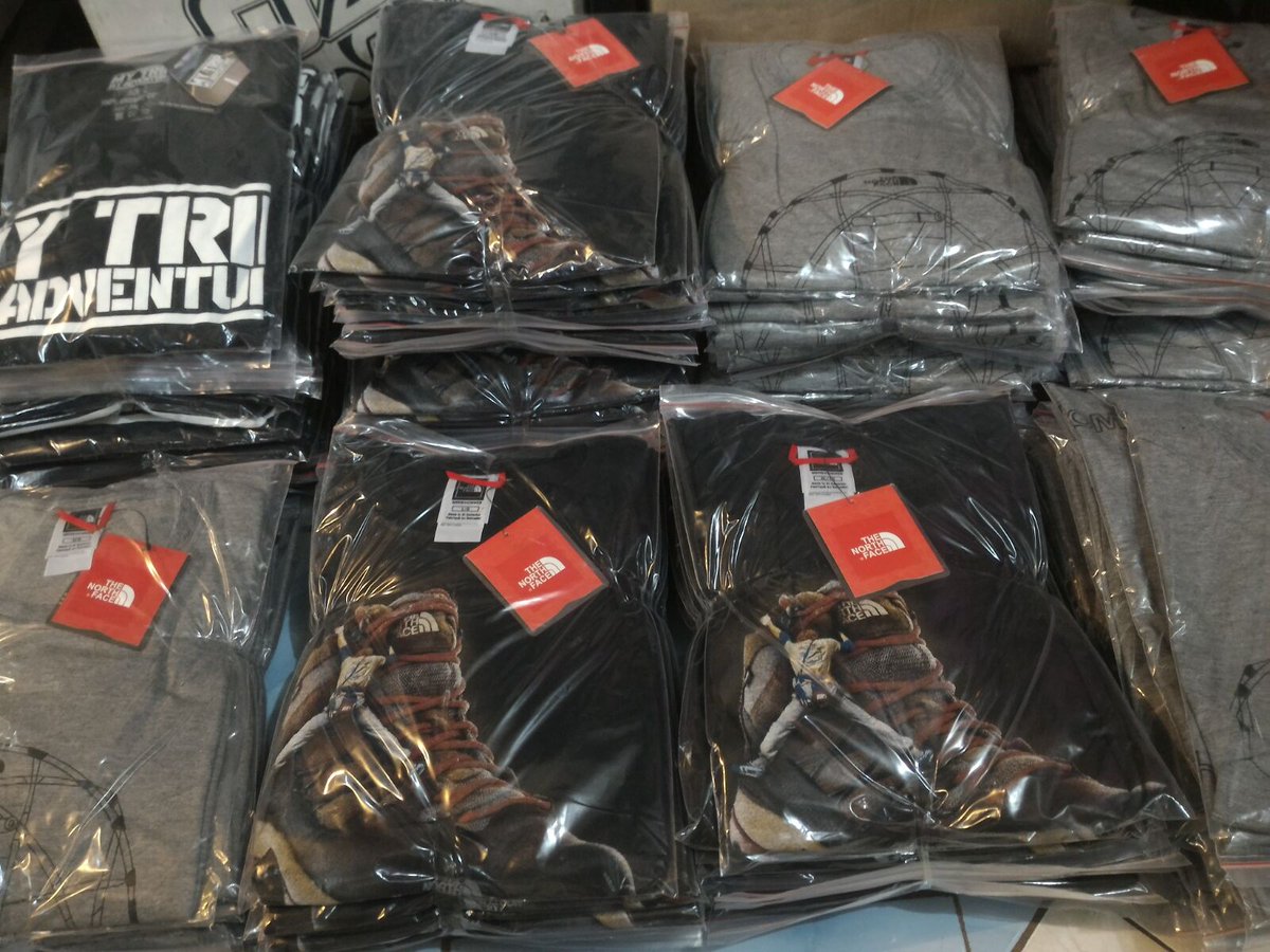 yhogyla's tweet photo. Ori TNF made in Elsalvador || idr 70k minat? 5A08E3A0/082213311449 @infogunung @infopendaki @pendakibudiman https://t.co/87bpJlcQzU