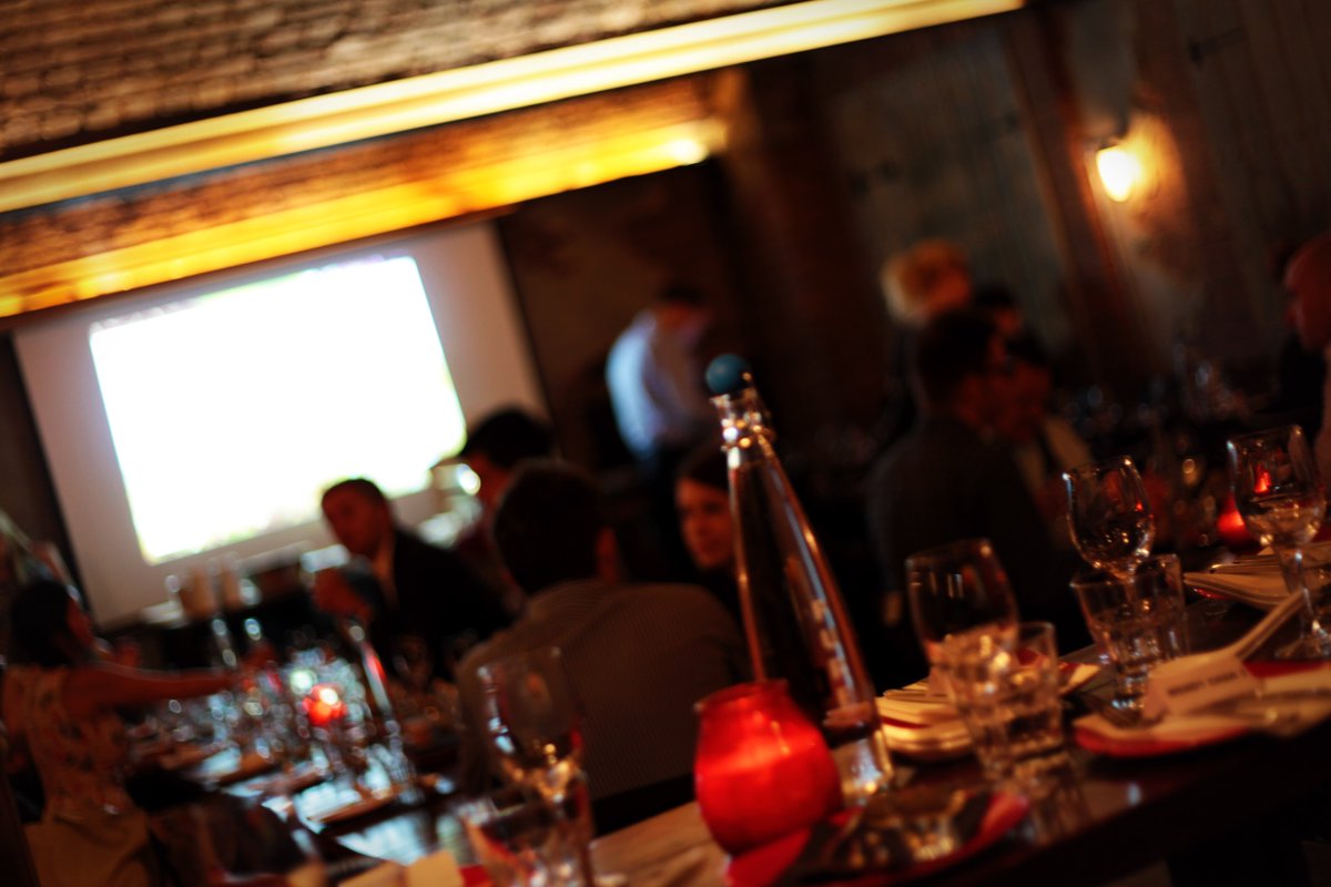 CopadeCava's tweet photo. Looking for somewhere special to celebrate #ChristmasDinner? Check our availability. https://t.co/y89E2gNzL6 https://t.co/ZlwJnANJte