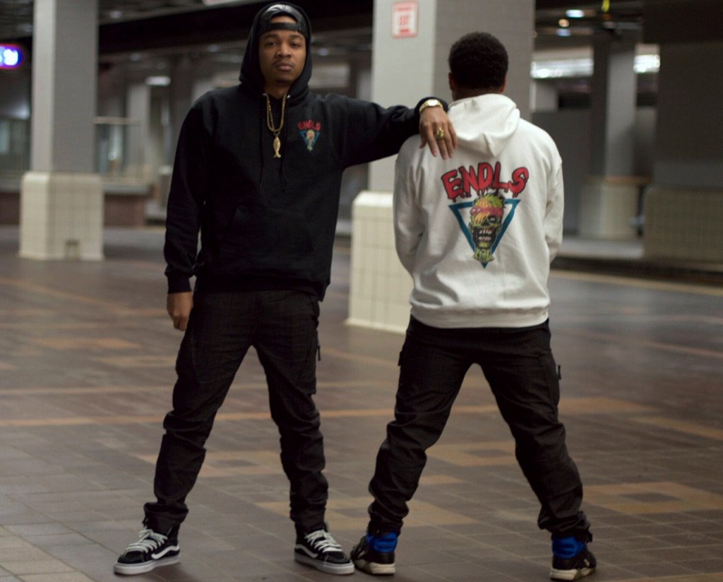 ENDLS's tweet photo. Shop https://t.co/wrikvTmV9j #cybermonday @sarobali @RayAve_ @JoeyAich4 https://t.co/0veMWJYXno