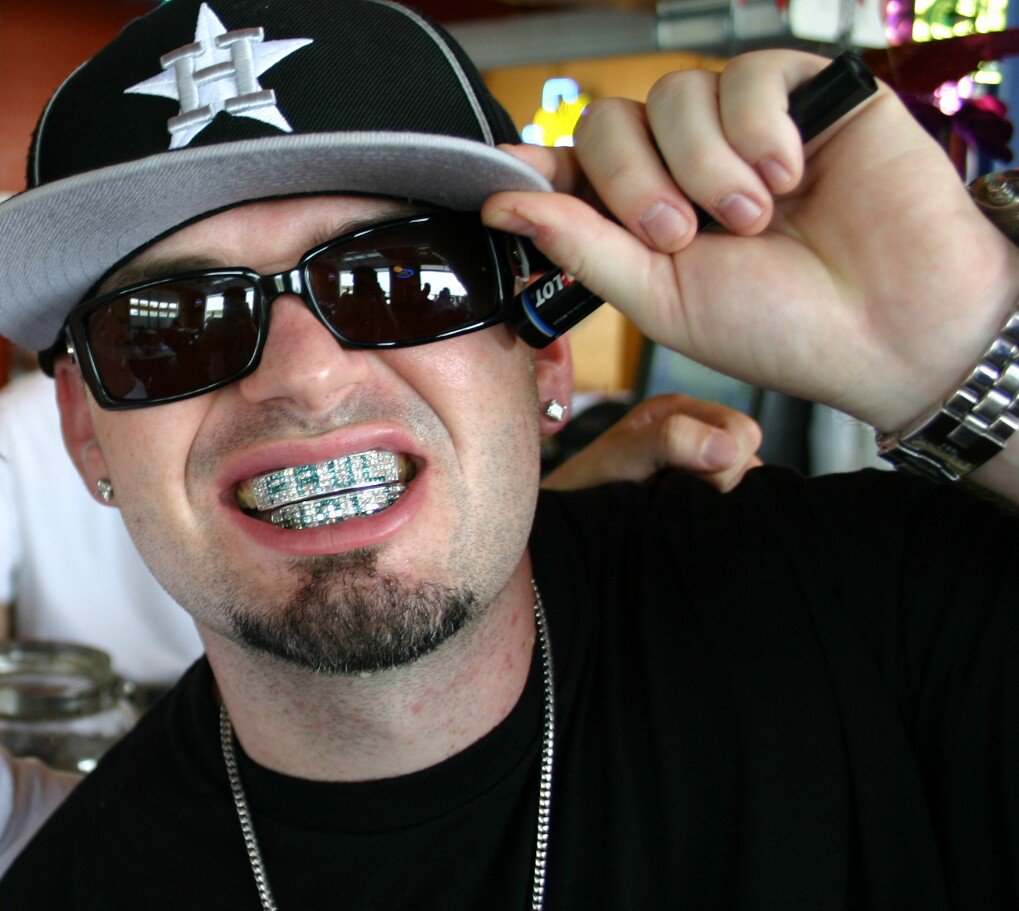 racebait's tweet photo. Dayum! Jyst found out Paul Wall is white😢, Trump can we deport his ass too? https://t.co/MzeKDtGiE1
