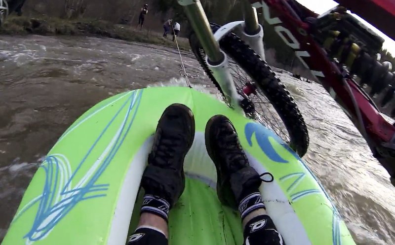 Time for some creative shuttles and gnarly lines in #BigMountainMonday with <a href="/JDoerfling/">JamesDoerfling</a> pinkbike.com/news/big-mount…