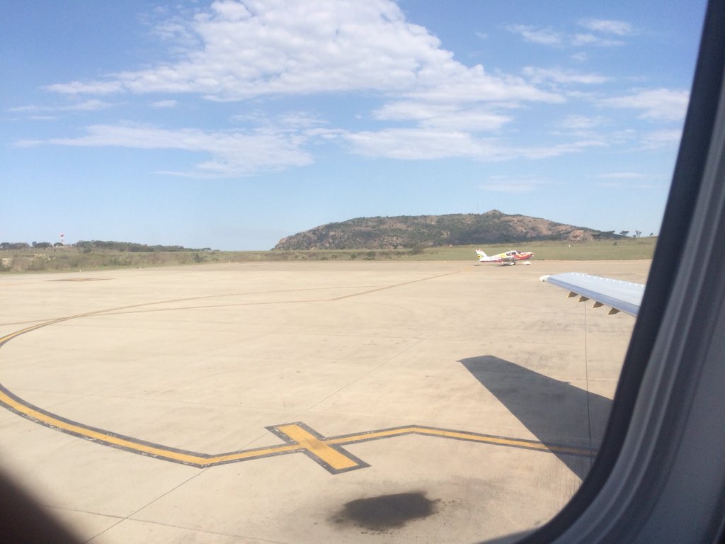 Paul_B_Tourgolf's tweet photo. 1/3 flights to get home. #homewardbound #adc2015 https://t.co/Xnb2Pd2Q29