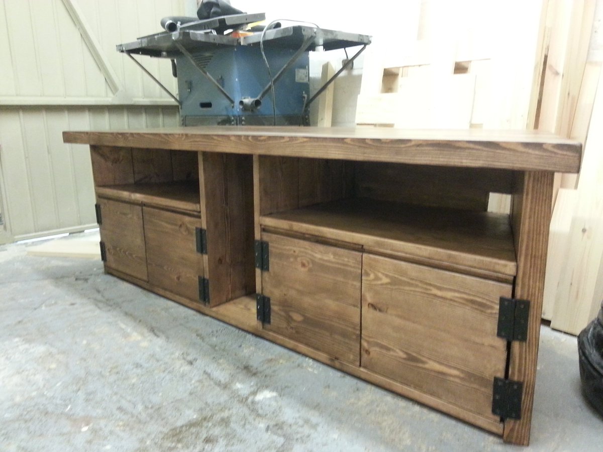 GreavesWood's tweet photo. A new bespoke unit at it's new home.
See our other pieces at https://t.co/uO5LjYDBLg
#handmade #bespoke #furniture https://t.co/ZVc5891Xlv