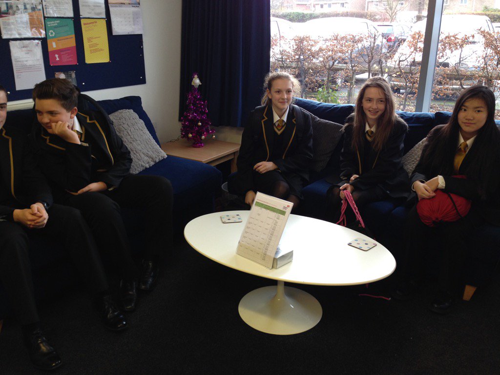 SandyUpper's tweet image. Uni life!