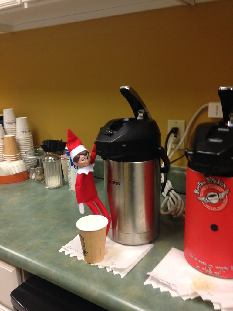 WSUVball's tweet photo. Got to have coffee to get this work week started. #elfontheself #RREOS https://t.co/99KTDzp8gZ