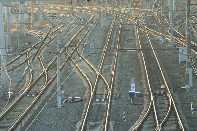 ovacances's tweet photo. Ferroviaire : impossible pour le régulateur de valider le budget de SNCF Réseau https://t.co/CAHrlTrIMH https://t.co/Wjfz5MgEuY