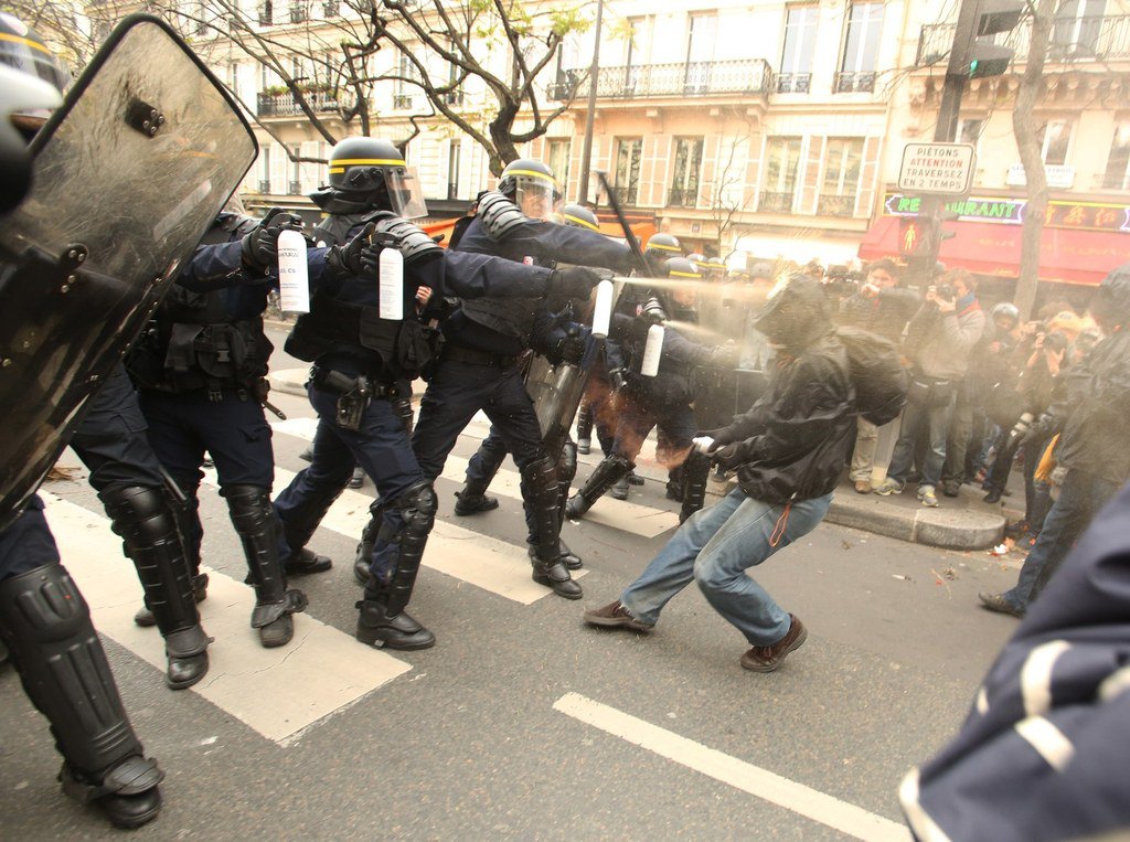 18 Pictures Of The Violence That Clouded Paris' Climate Protests ift.tt/21oGZHb