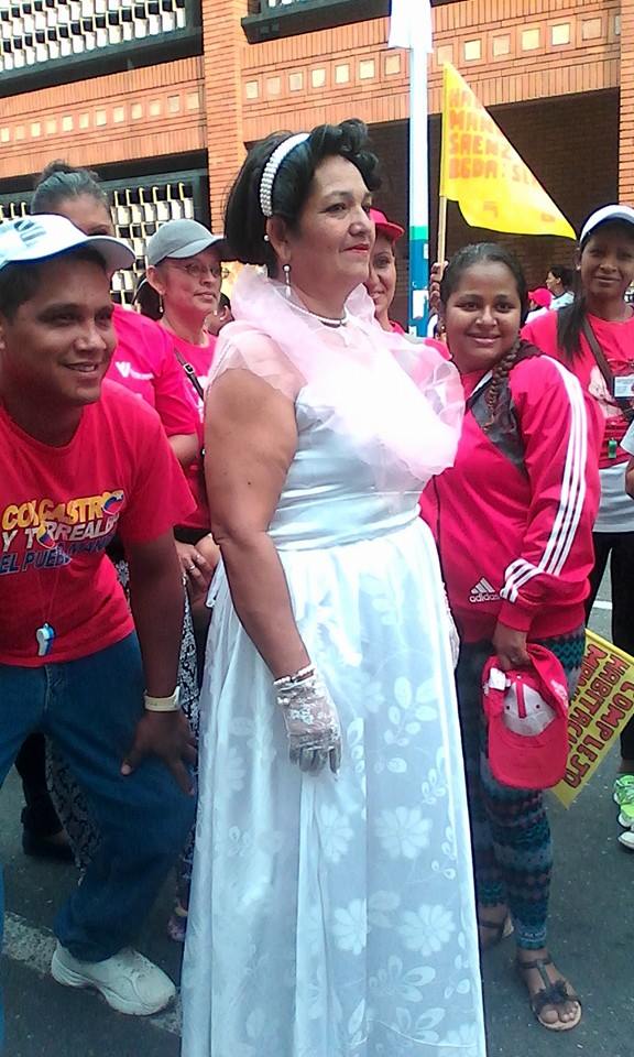 manuelitasaenzp's tweet photo. FELICIDADES ASAMBLEAS https://t.co/9uo0uNMa0Z