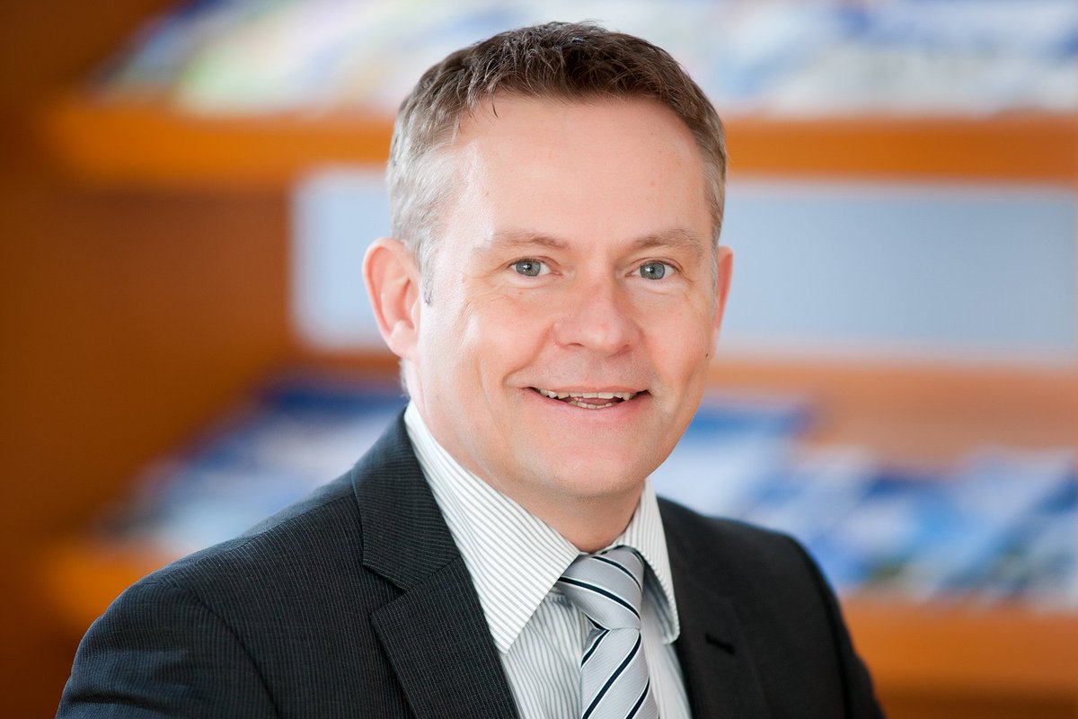 Andreas #Bilo wird zum 1.1.2016 neuer Geschäftsführer von @KasselMarketing (sti)  bit.ly/bilo3011 https://t.co/SDnhu0IGne