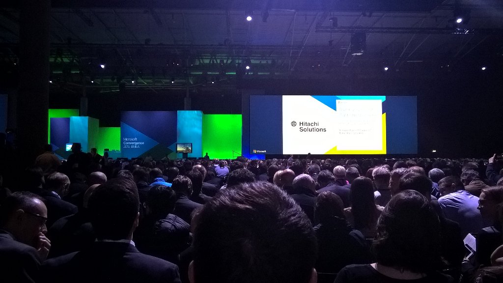 heinonen_ulla's tweet image. #MSFTconvergence key note to start soon!