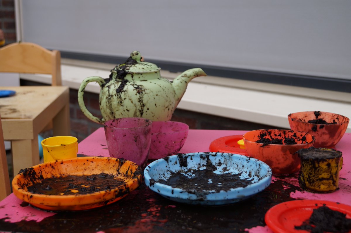 ModderDag's tweet image. de modder ligt voor het oprapen deze dagen... pak je kans als het even kan! Woensdag schijnt de zon erbij...