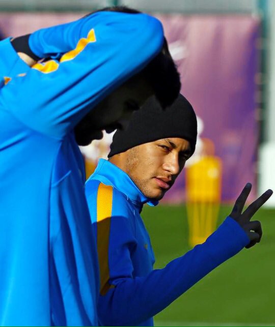 PicsFCB's tweet photo. Training Session: Neymar. https://t.co/wApVwdcuRQ