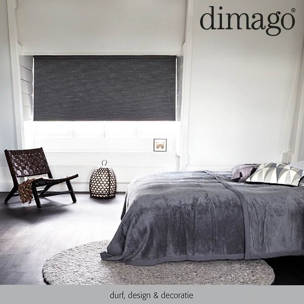 Extra warm ’s winters in #huis? Een dimago® dupligordijn bespaart #energiekosten. #raamdecoratie #budgetip #wonen