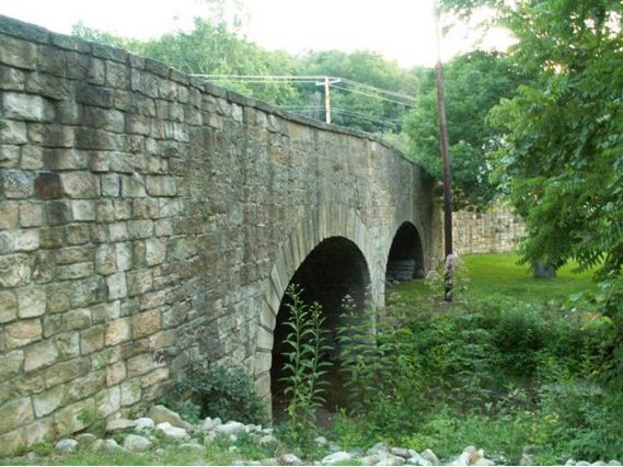 NatlRdHeritage's tweet photo. One of our favorite bridges along the #NationalRoad is the #SBridge, named because of its curvy design. https://t.co/SJBEgsDr1S