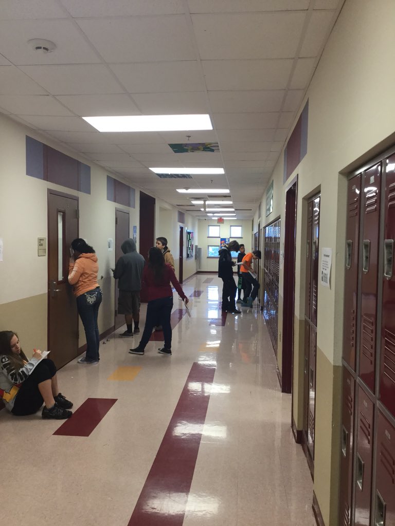 k_thompson01's tweet photo. So...when you come into your room and it's 59 degrees...you improvise with a gallery walk! #itscoldINSIDE https://t.co/wJu8T94dM3