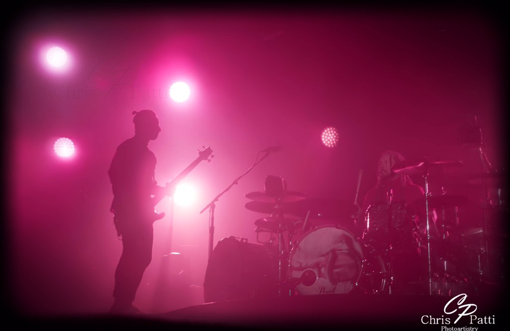 cpphotoartistry's tweet photo. @ebassprod and @BKerchofficial killing it live @Shinedown_Fans @Shinedown @ZMyersOfficial @TheBrentSmith https://t.co/7kVN9rsL2Y