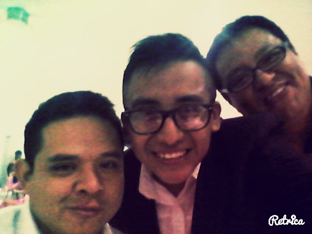 vgjulio's tweet photo. @VengaLaAlegria quiero ver la tele pero no puedo estoy en junta https://t.co/iEI4p7Pd6D