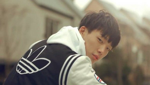 WinThaiFictions's tweet photo. [OS] WELCOME BACK  (#BobYun) #inmemorable 

by @kpty___ 
 https://t.co/9fPP86udJA

*แอดเหลี่ยม https://t.co/8KTAsMCL9a
