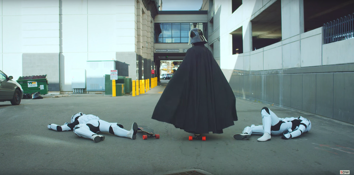Cronic0rn's tweet photo. Mode ballade #OKLM #STORMTROOPER Longboard Race GONE BAD @scottdavidwinn @starwars #StarWars https://t.co/Yl2DAppyfm https://t.co/Br6GEA5p8K