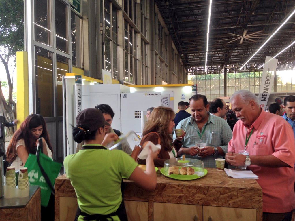 cafecenobia's tweet photo. Gracias una vez más por preferirnos y compartir un café especial durante #FISE2015 https://t.co/toAjY4PIBJ