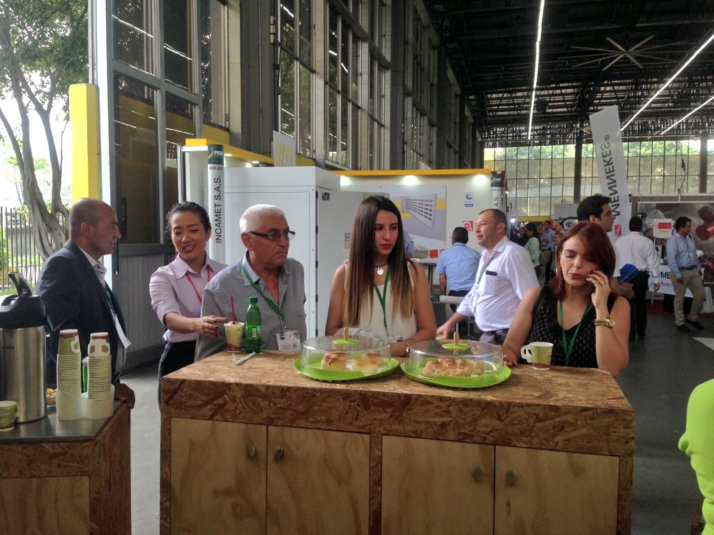 cafecenobia's tweet photo. Gracias una vez más por preferirnos y compartir un café especial durante #FISE2015 https://t.co/toAjY4PIBJ