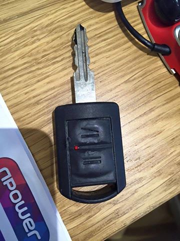LostboxUK's tweet photo. Lost car key!
Found at the corner of #Barcheston near #Cheadle South of #Manchester.
https://t.co/pEqbwy9gIe https://t.co/xAEjefUCc8