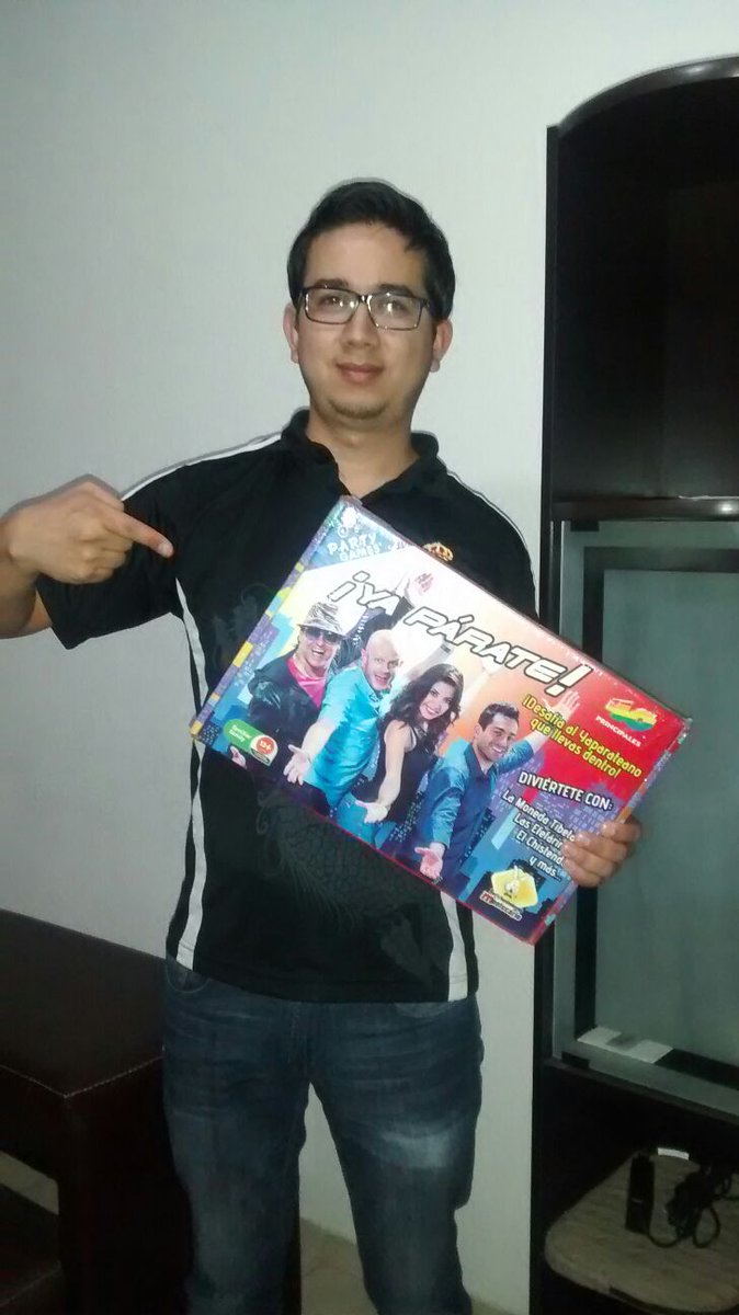 Aletz_Corona's tweet photo. @yaparate40 @lagarra @facufacundo @OMARCHAPARRO @tamara_yaparate dias!!! Como todo buen yaparateano!!! 😀 a jugar!!! https://t.co/S29r2CMUz7