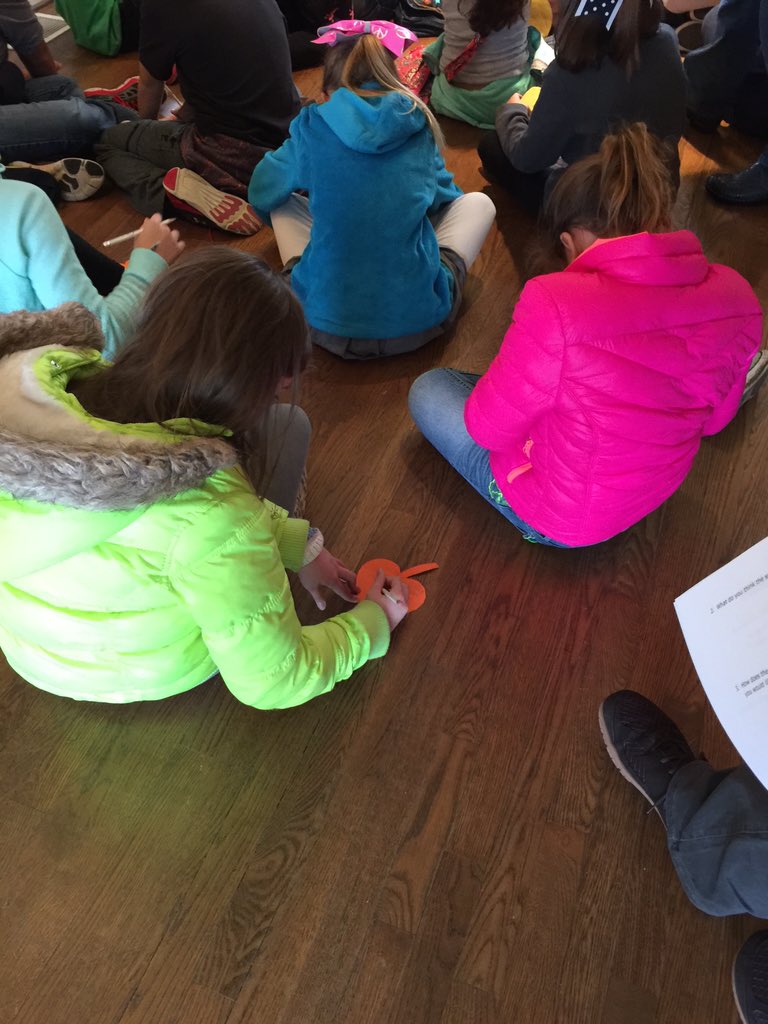 ADE4thGrade's tweet photo. How can you "pay it forward" and be an "upstander" not a bystander? @DublinArts @AltonDarby https://t.co/sfBGwNtfCZ