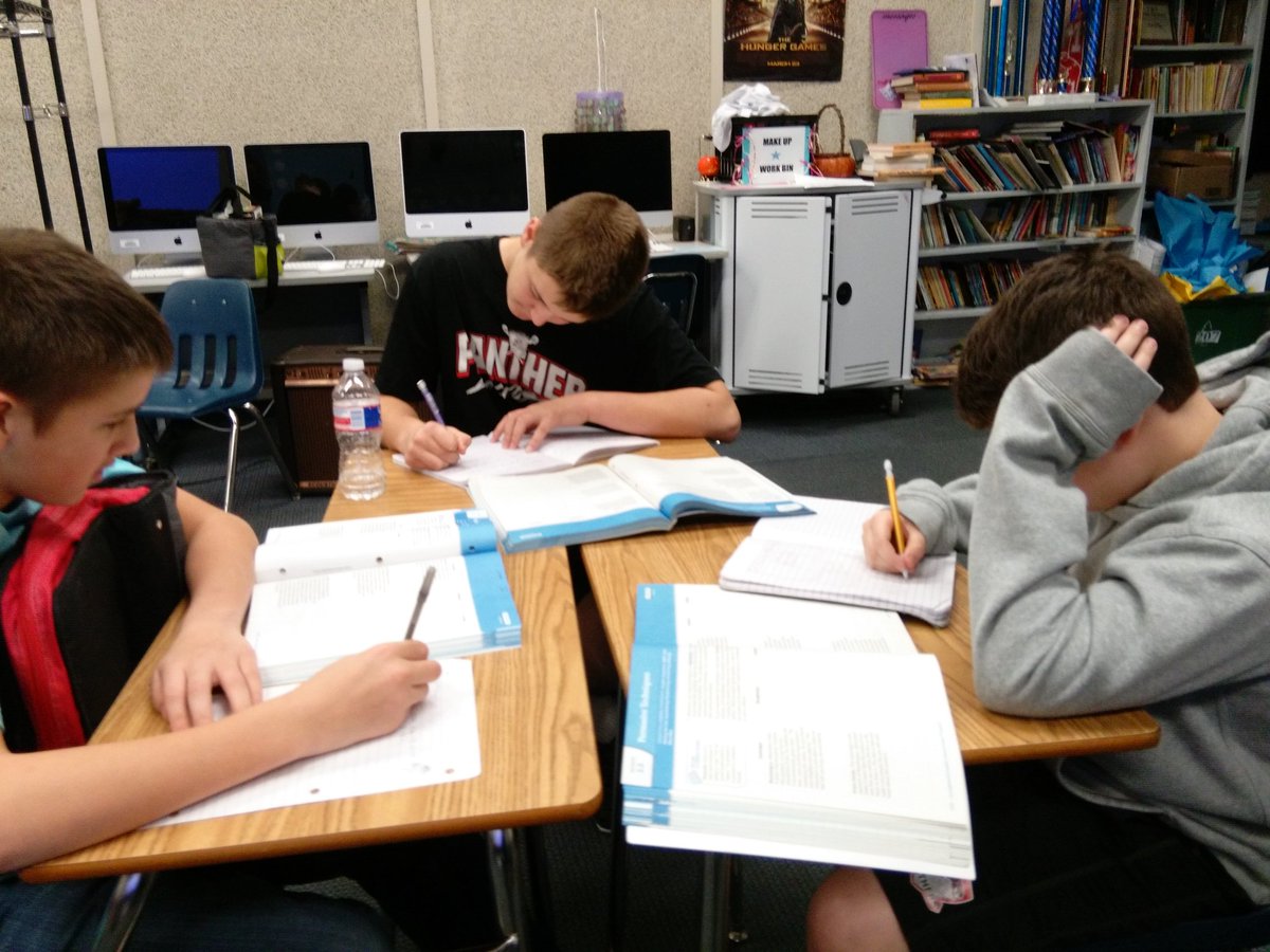 kris_lilley's tweet image. #coltchat enhancing SpringBoard with foldables #cmscolts #edu