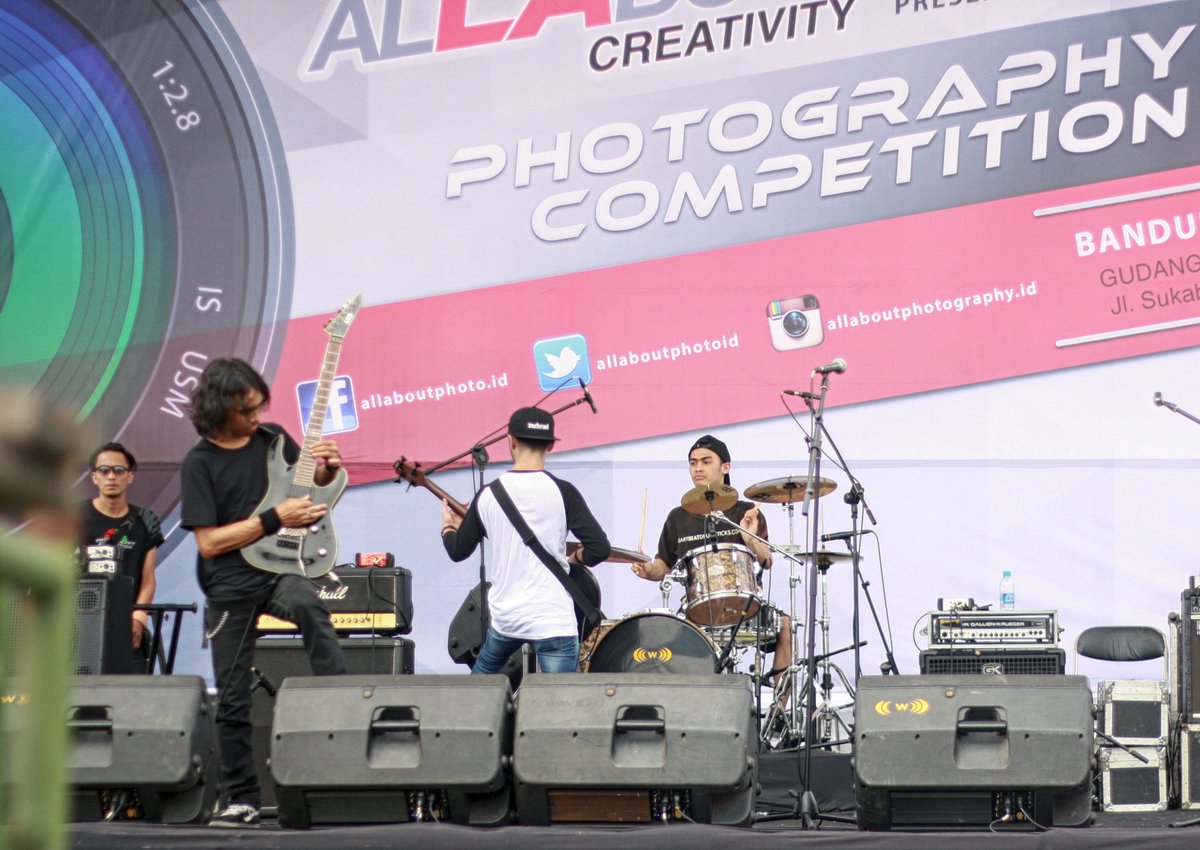 Live at LA LIGHTS 'PHOTOGRAPHY COMPETITION 2015' | @GUDANG PERSEDIAAN PT KAI | Jl. Sukabumi No.20 Bandung | 29.11.15