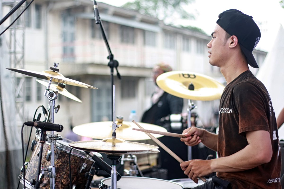 Live at LA LIGHTS 'PHOTOGRAPHY COMPETITION 2015' | @GUDANG PERSEDIAAN PT KAI | Jl. Sukabumi No.20 Bandung | 29.11.15