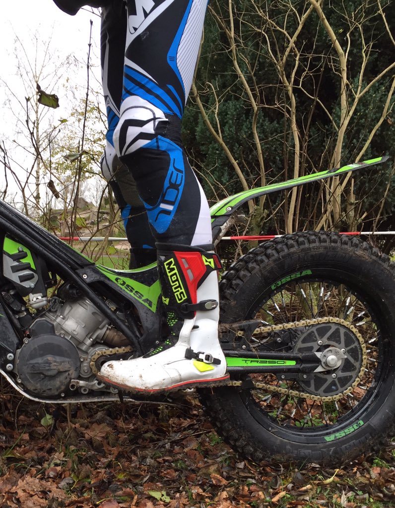 LucBranten's tweet photo. Testing new MOTS ZONA boots!
@Nonstop_Motoren @OssaMotor https://t.co/XynYXscItU