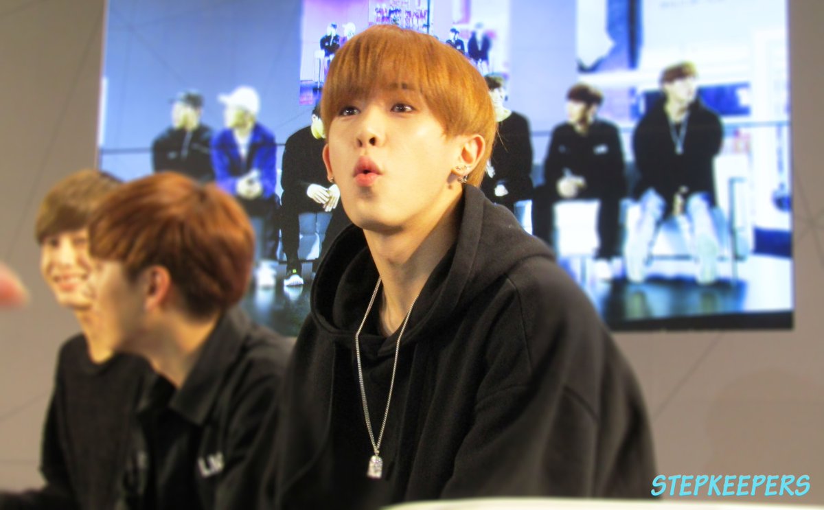 karmanmirl's tweet photo. 151130 MONSTA X @ Hollywood Plaza
#MONSTA_X #몬스타엑스  #wonho #원호 https://t.co/zrixp4WJzB